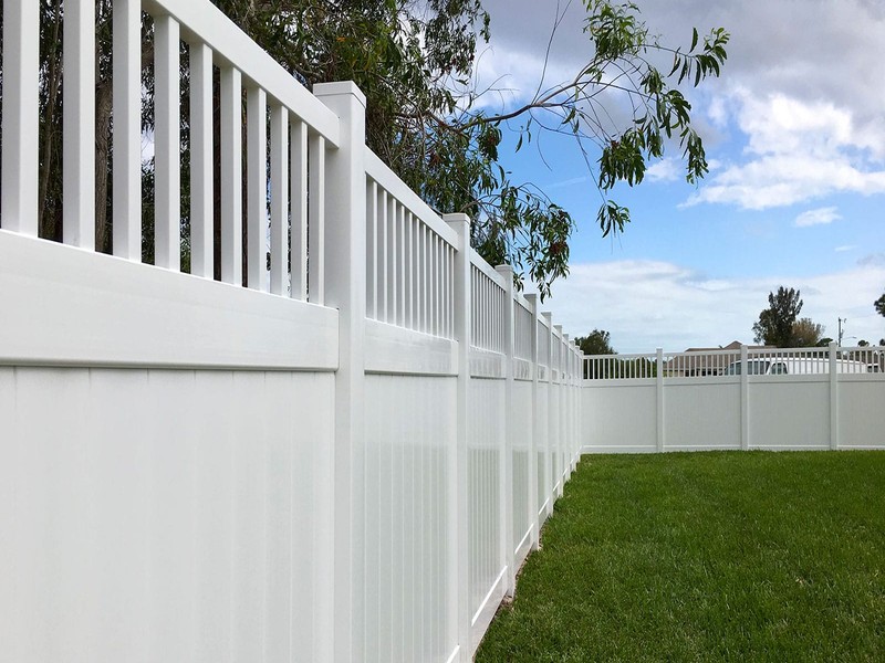 Top Fence Company Salem Oregon for Quality Residential Fencing