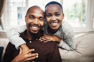 Signs He Is Emotionally Pulling Away (Before He Actually Leaves)